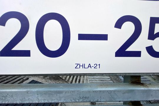 Placa ZHLA--21 de apartamento à venda com 3 quartos, 74m² em Alto Barroca, Belo Horizonte