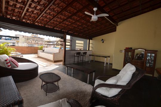 Varanda gourmet e Piscina de casa à venda com 3 quartos, 272m² em Vila Valqueire, Rio de Janeiro
