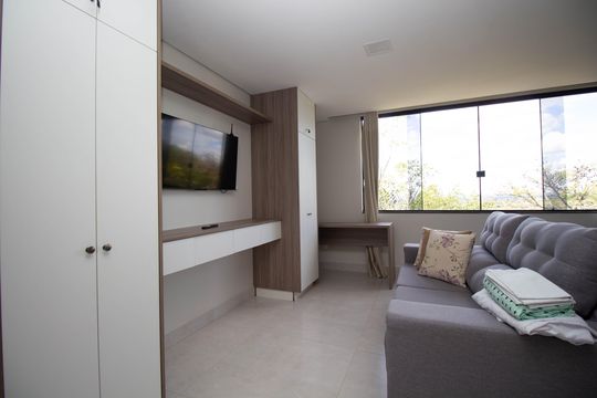 Sala de apartamento para alugar com 1 quarto, 65m² em Colônia Agrícola Vereda da Cruz, Brasília