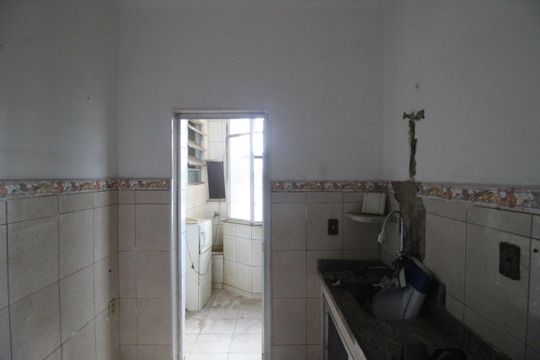 Cozinha de apartamento para alugar com 2 quartos, 38m² em Olinda, Nilópolis