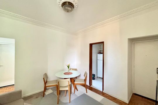 Sala de apartamento à venda com 2 quartos, 70m² em Botafogo, Rio de Janeiro