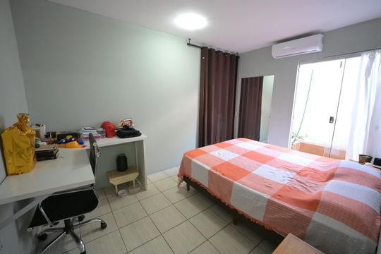 Casa à venda com 3 quartos, 200m² em Vila Bela, Goiânia