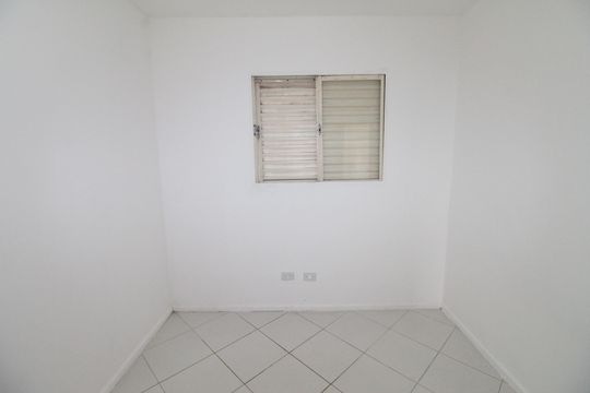Quarto 2 de casa de condomínio para alugar com 2 quartos, 60m² em Parque dos Ipes, São José dos Campos