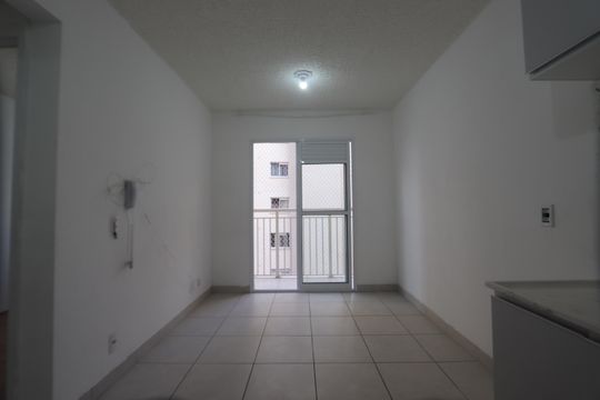Apartamento à venda com 2 quartos, 40m² em Vila Graciosa, São Paulo