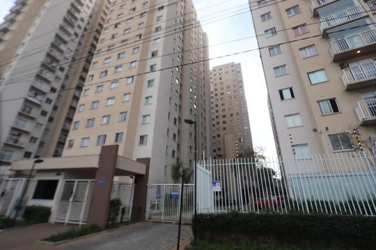 Fachada de apartamento à venda com 2 quartos, 40m² em Vila Graciosa, São Paulo