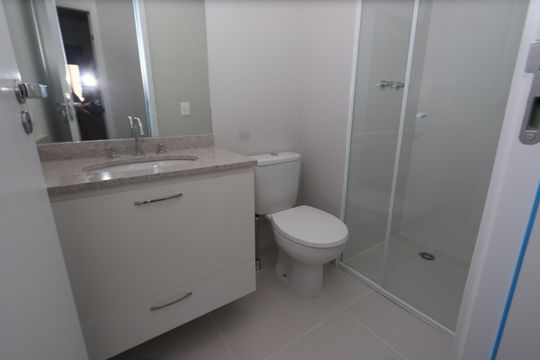 Banheiro de apartamento para alugar com 2 quartos, 42m² em Vila Graciosa, São Paulo