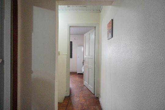 Corredor de casa à venda com 3 quartos, 128m² em Vila Dom Pedro I, São Paulo