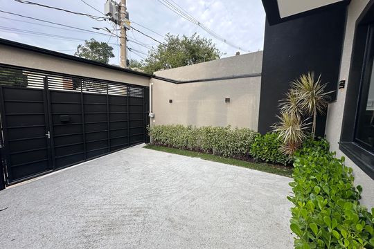Garagem de casa de condomínio à venda com 3 quartos, 135m² em Parque Jaguari (fazendinha), Santana de Parnaíba