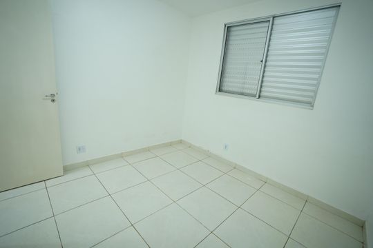 Apartamento à venda com 3 quartos, 71m² em Setor Goiânia 2, Goiânia