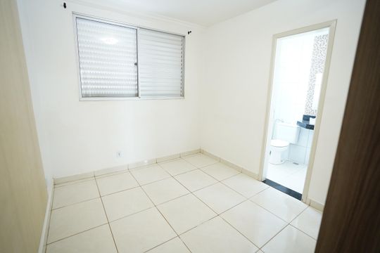 Apartamento à venda com 3 quartos, 71m² em Setor Goiânia 2, Goiânia