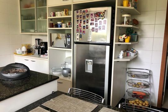 Casa à venda com 3 quartos, 215m² em Vila Progresso, Niterói