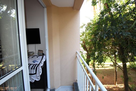 Sala - Varanda de apartamento à venda com 2 quartos, 47m² em Vila Carmosina, São Paulo