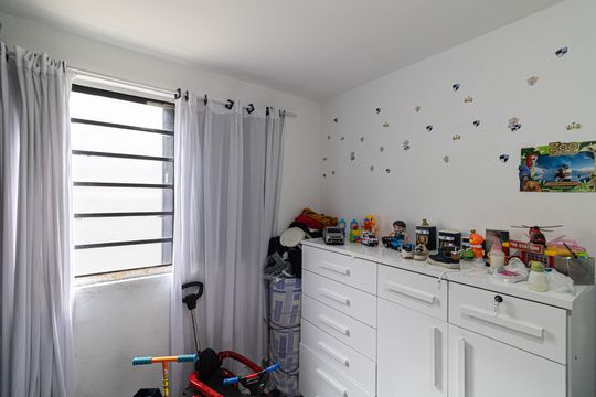 Quarto 1 de apartamento à venda com 2 quartos, 50m² em Guaianases, São Paulo