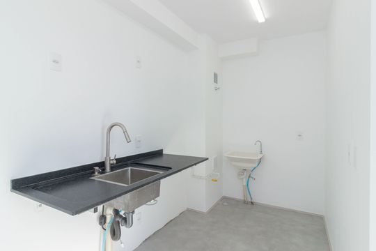 Cozinha de apartamento para alugar com 2 quartos, 36m² em Nossa Senhora do O, São Paulo