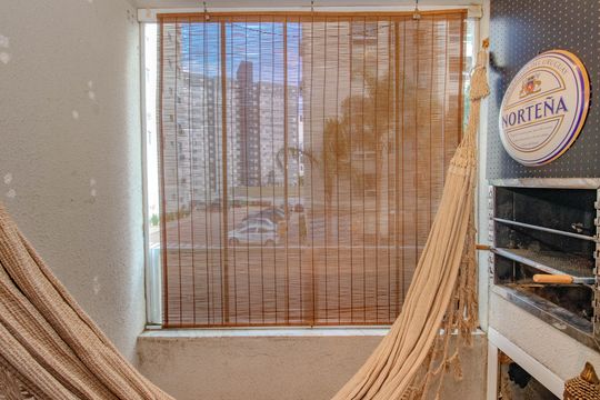 Sala - Varanda de apartamento à venda com 2 quartos, 48m² em Morro Santana, Porto Alegre