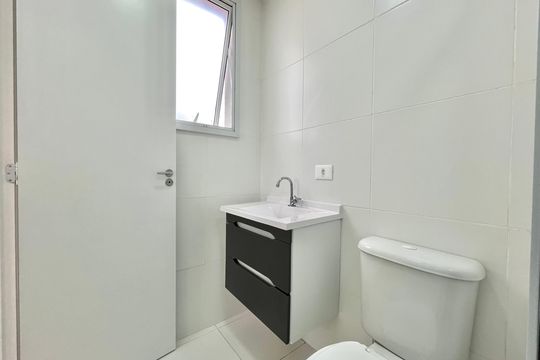 Banheiro da Suíte de apartamento à venda com 1 quarto, 24m² em Jardim Floresta, São Paulo