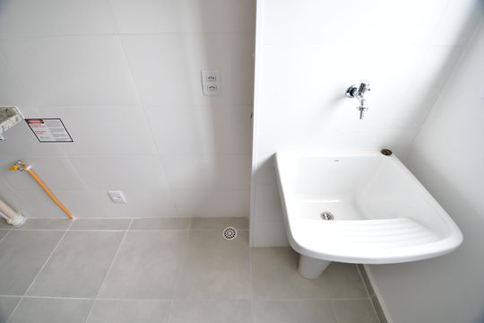 Área de Serviço de apartamento para alugar com 2 quartos, 50m² em Fazenda Santa Cândida, Campinas