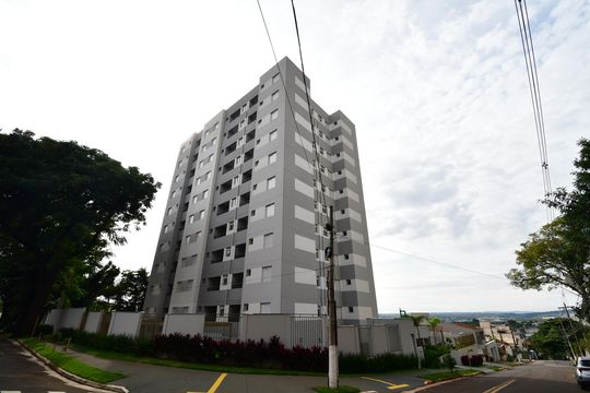 Fachada do Prédio de apartamento para alugar com 2 quartos, 49m² em Fazenda Santa Cândida, Campinas