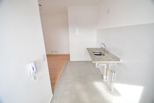 Cozinha de apartamento para alugar com 2 quartos, 49m² em Fazenda Santa Cândida, Campinas
