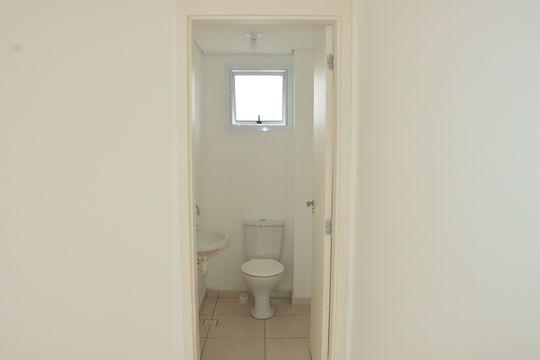Lavabo de casa de condomínio para alugar com 2 quartos, 60m² em Bairro Jardim Nossa Senhora das Graças, Cotia