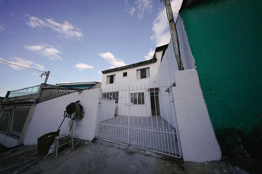 Fachada de casa para alugar com 2 quartos, 73m² em Vila Ré, São Paulo
