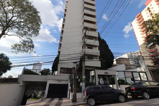 Fachada de apartamento à venda com 3 quartos, 140m² em Vila Assunção, Santo André