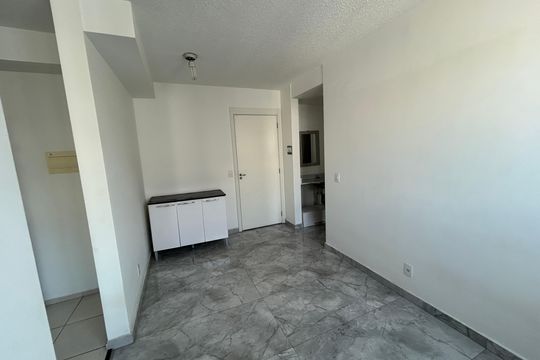 Sala de apartamento para alugar com 1 quarto, 33m² em Piedade, Rio de Janeiro