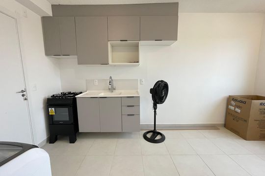 Sala de apartamento à venda com 2 quartos, 32m² em Jardim Celeste, São Paulo