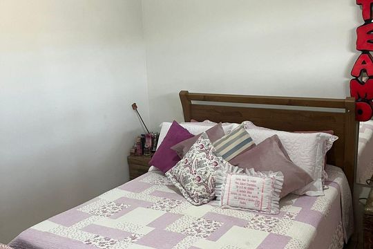 Quarto de casa à venda com 6 quartos, 186m² em Pousada Santo Antonio, Belo Horizonte