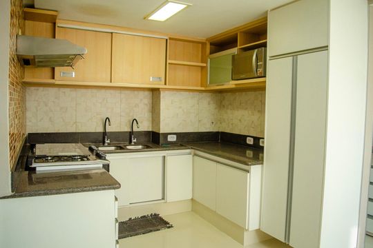 Apartamento à venda com 5 quartos, 359m² em Setor Central, Goiânia