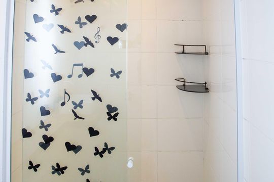 Banheiro de apartamento à venda com 2 quartos, 41m² em Jardim Campanario, Diadema