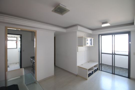 Sala de apartamento para alugar com 2 quartos, 65m² em Parque Peruche, São Paulo