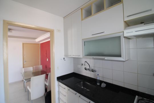 Cozinha de apartamento à venda com 2 quartos, 65m² em Parque Peruche, São Paulo