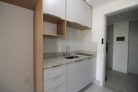 Cozinha de kitnet/studio à venda com 1 quarto, 22m² em Jardim Aurelia, São Paulo