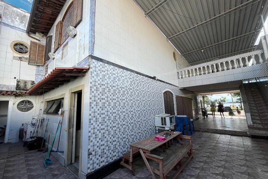 Quintal de casa para alugar com 3 quartos, 404m² em Portuguesa, Rio de Janeiro