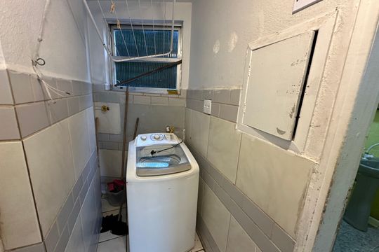 Área de Serviço de apartamento para alugar com 1 quarto, 50m² em Morro dos Barbosas, São Vicente