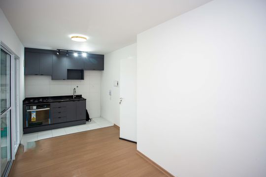 Sala de apartamento para alugar com 2 quartos, 44m² em Conceição, Diadema