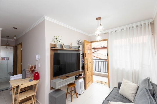 Sala  de apartamento para alugar com 2 quartos, 42m² em Parque Vitoria, São Paulo