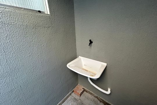 Área de Serviço de kitnet/studio para alugar com 1 quarto, 35m² em Honório Gurgel, Rio de Janeiro