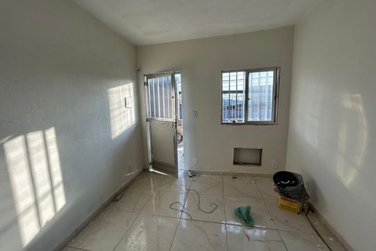 Sala/Quarto de kitnet/studio para alugar com 1 quarto, 35m² em Honório Gurgel, Rio de Janeiro