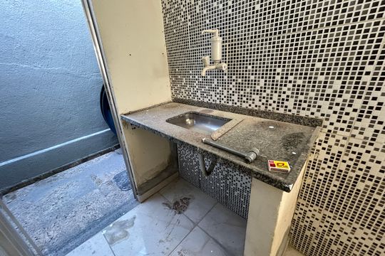 Cozinha de kitnet/studio para alugar com 1 quarto, 35m² em Honório Gurgel, Rio de Janeiro