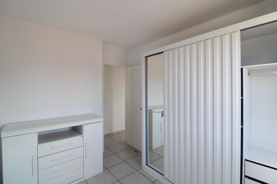 Quarto 2 de apartamento à venda com 2 quartos, 49m² em Jardim Sabara, São Paulo