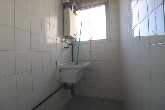 Lavanderia de apartamento à venda com 2 quartos, 49m² em Jardim Sabara, São Paulo