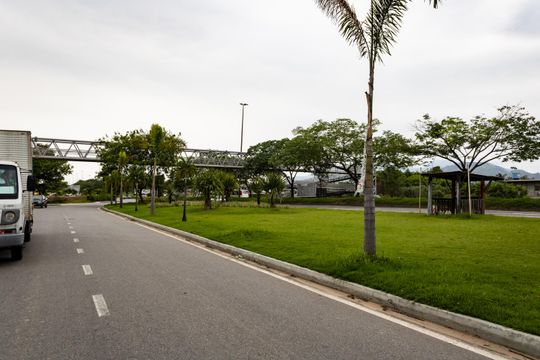Vista da Rua de apartamento para alugar com 2 quartos, 42m² em Campo Grande, Rio de Janeiro