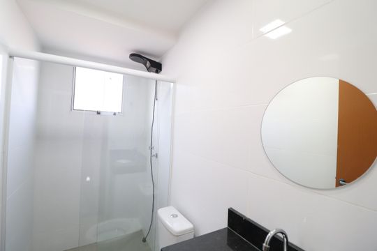 Banheiro Social de apartamento para alugar com 2 quartos, 80m² em Novo Mundo, Uberlândia