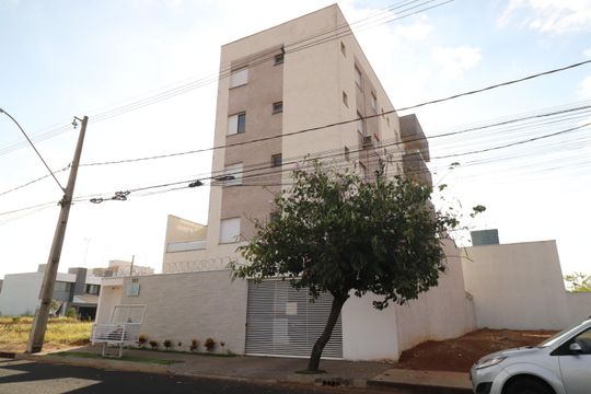 Fachada de apartamento para alugar com 2 quartos, 67m² em Novo Mundo, Uberlândia