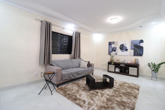 Casa para alugar com 3 quartos, 250m² em Jardim Patricia, Uberlândia