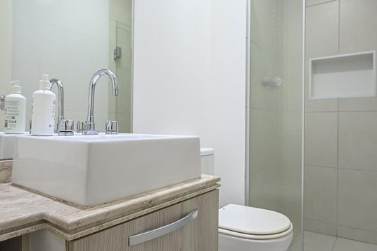 Banheiro de apartamento para alugar com 2 quartos, 47m² em Vila Andrade, São Paulo