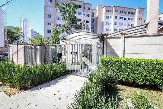 Fachada do Prédio de apartamento à venda com 2 quartos, 42m² em Jardim Boa Vista (zona Oeste), Osasco