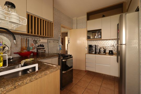 Cozinha de apartamento à venda com 3 quartos, 174m² em Vila Assunção, Santo André